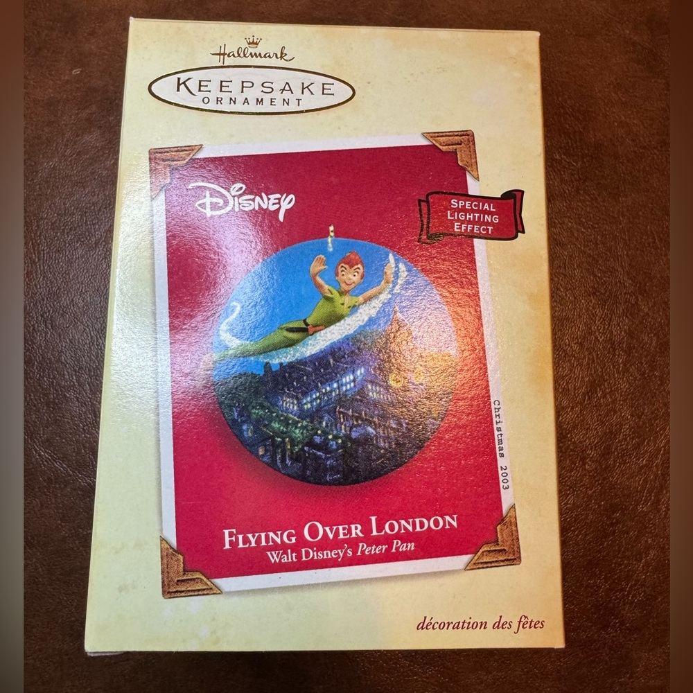 NWT Disney Hallmark Keepsake Ornament - Peter Pan Flying Over London